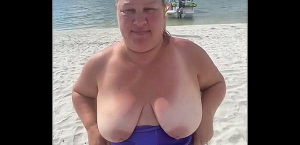 trendsSlutty Bbw duca wife flashes her big tits on a public beach